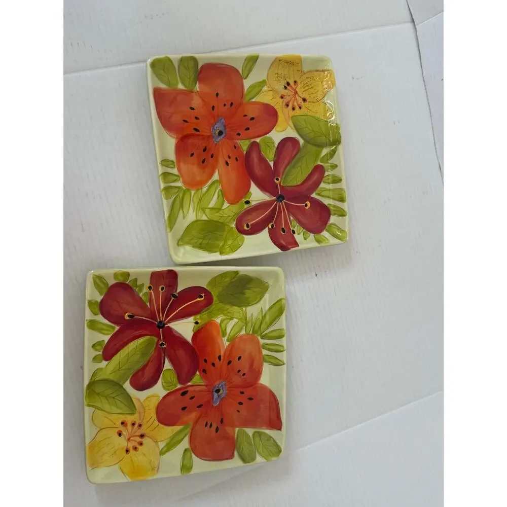 2 Gates Ware by Laurie Gates 9 X9 plates- White‎ w/red, yellow, orange flowers